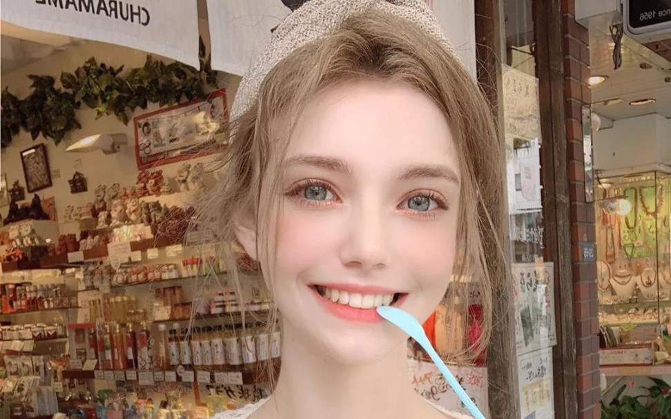 [图]【Chloe】【欧美】美到窒息的仙女姐姐1