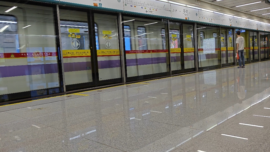 广州地铁8号线滘心站图片