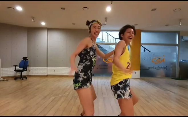 【郑慧仁】还是热情的Zumba Sista(姐弟),看着很欢乐哔哩哔哩bilibili