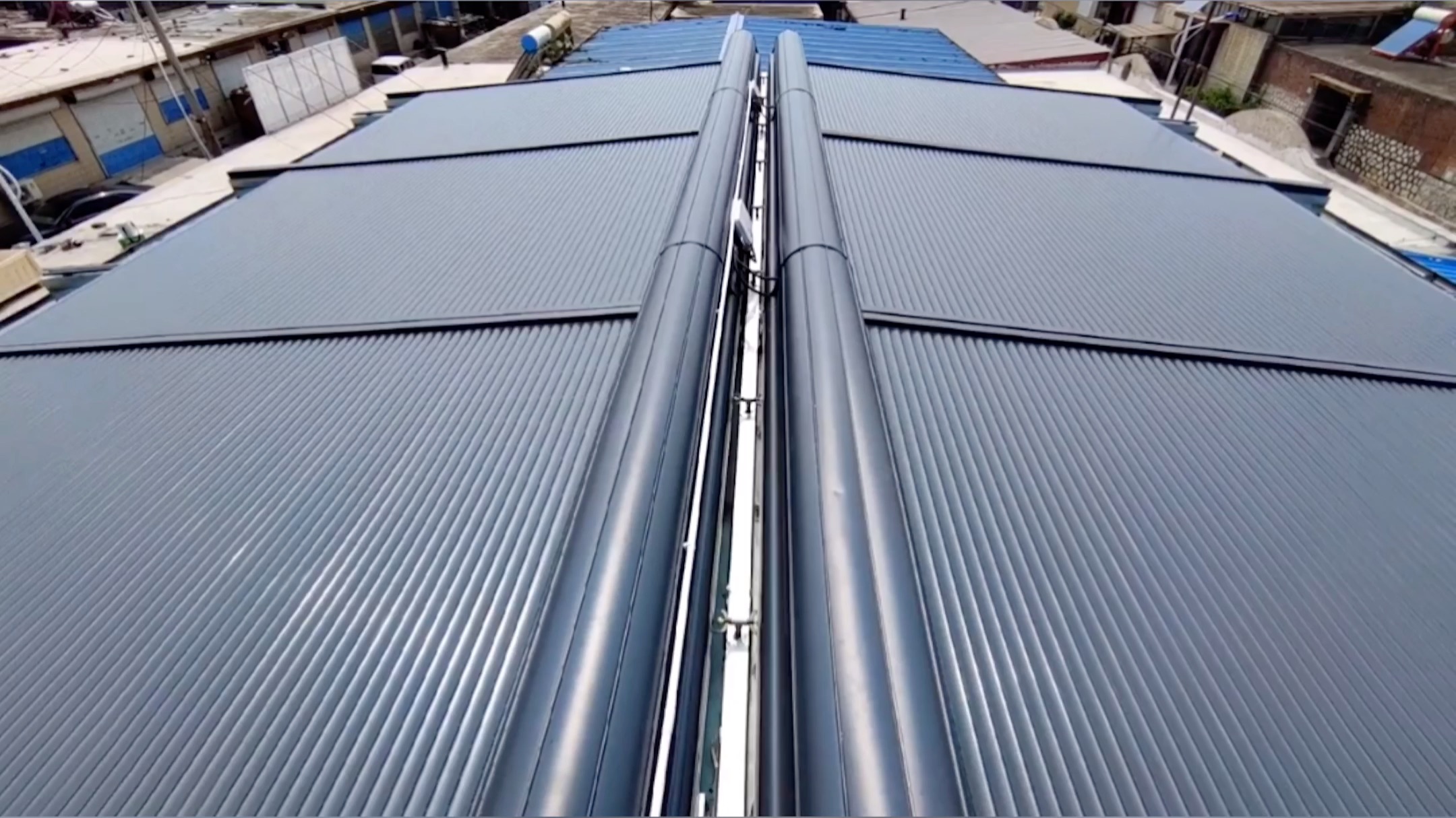 阳光房铝合金天幕案例分享:户外遮阳100%,夏天隔热20度以上,冬天保暖