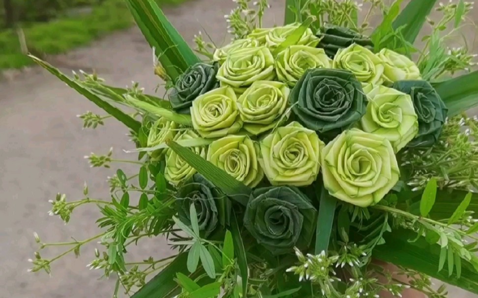 棕编玫瑰花教程前面很多伙伴说还看不懂所以又来发教程啦花朵大小跟