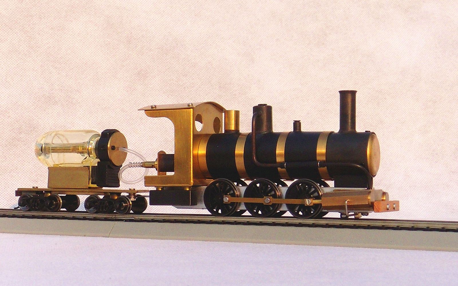 蒸汽火车模型 蒸汽机车 丁烷燃烧 蒸汽驱动 ho比例 1:87 live steam