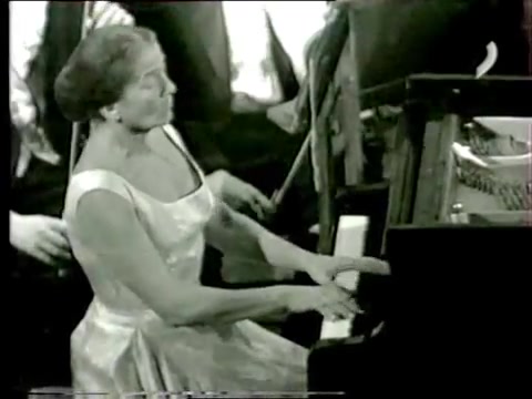 [图]【安妮·费舍尔】舒曼钢协现场视频 Annie Fischer plays Schumann Piano Concerto Op. 54