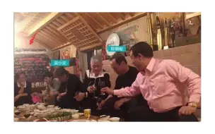 Скачать видео: 陈惠敏前往东北，被赵本山问崩牙驹和乔四谁更牛？梁小龙不敢吭声