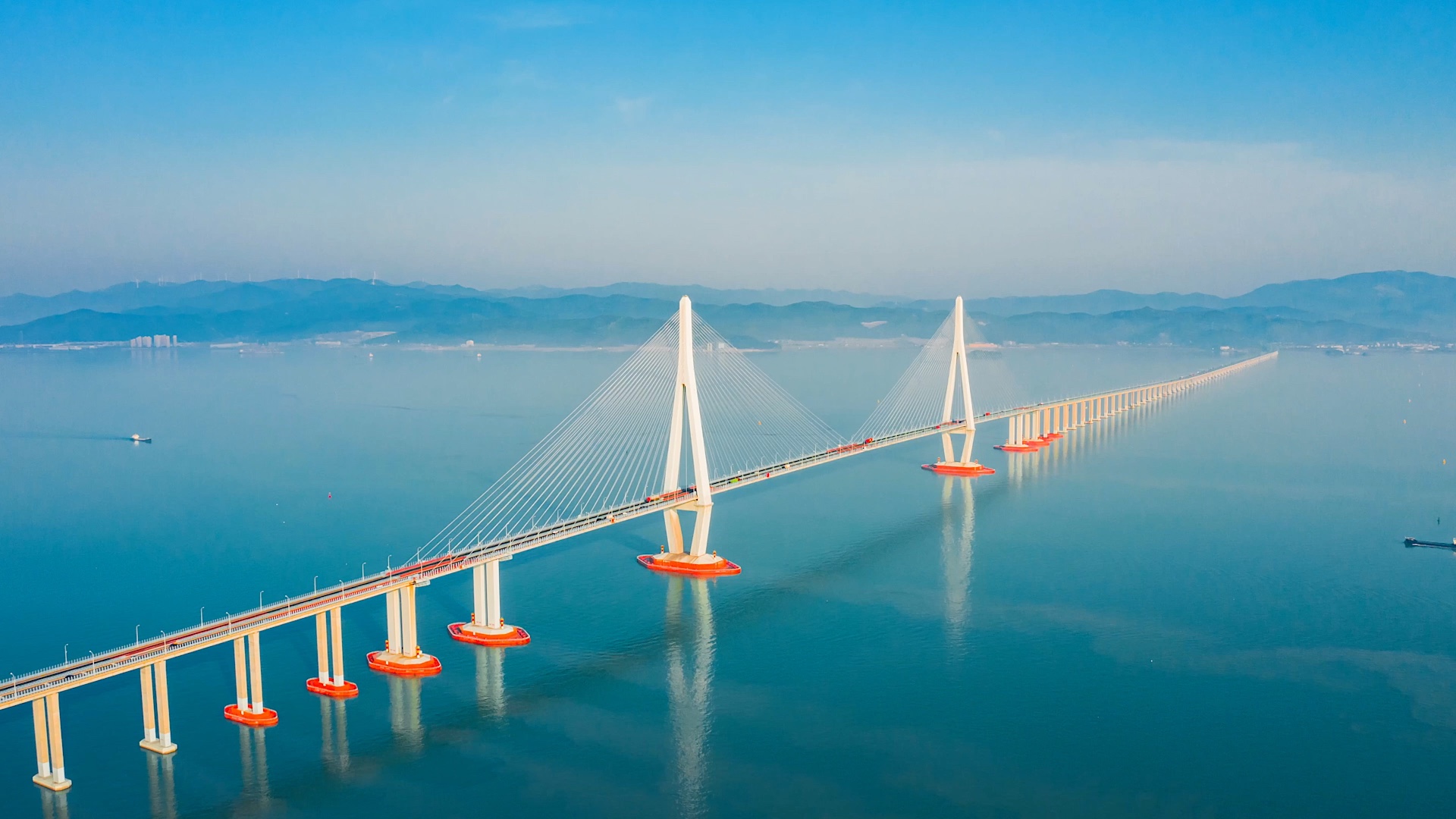 航拍宁波象山港大桥日出