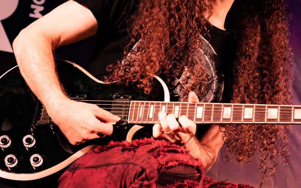 marty的奇怪手型有什么用martyfriedman式连续下拨教学