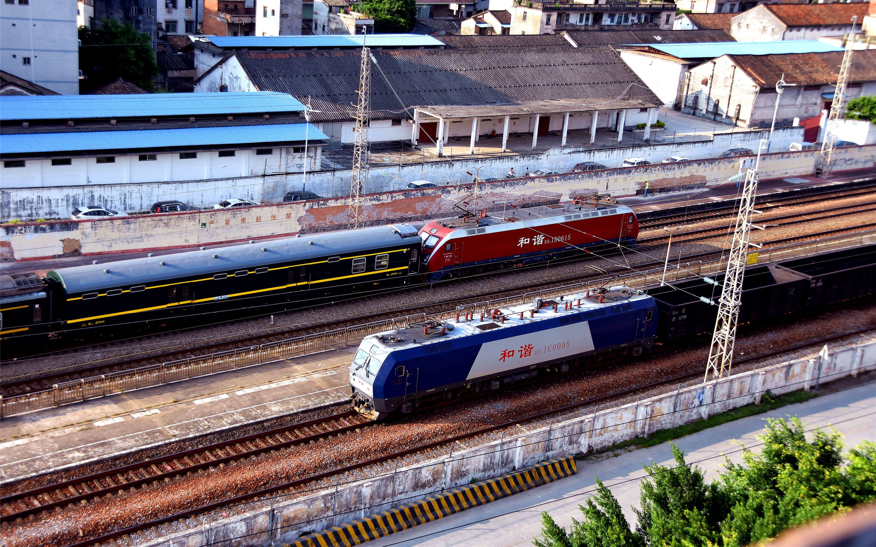 hxd1d牵引z190广州郑州通过源潭站hxd1c牵引87067源潭站3道停车