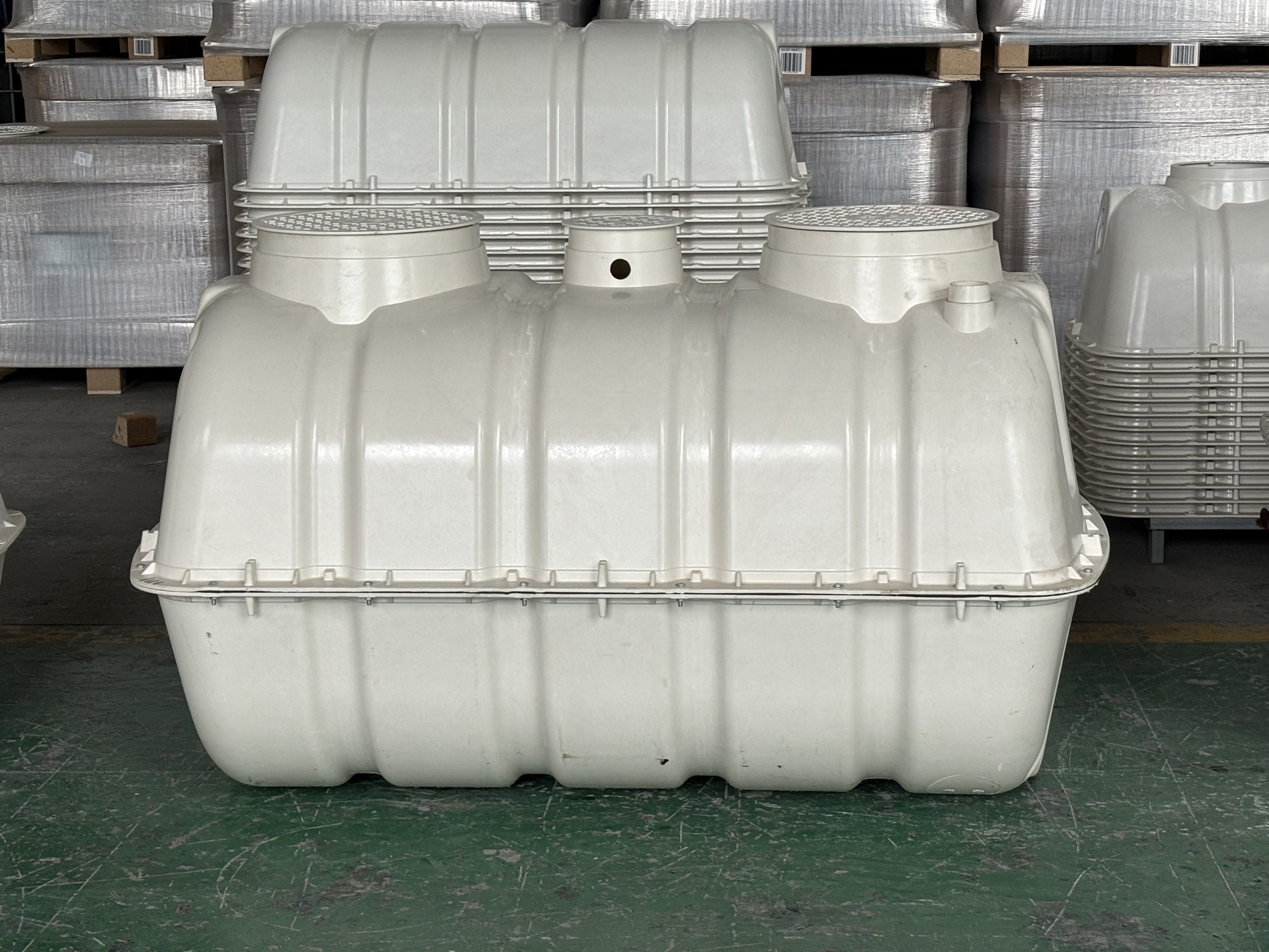 化粪池a江苏连云港玻璃钢三格化粪池a玻璃钢三格式化粪池厂家厂家直销