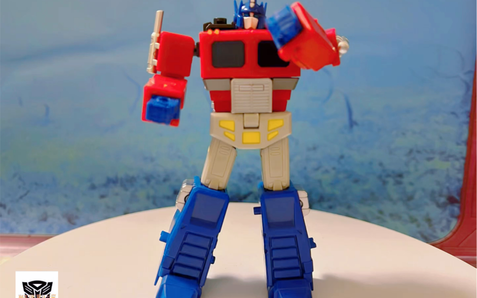 活动作品博派领袖变形金刚金宝擎天柱载具变形视频