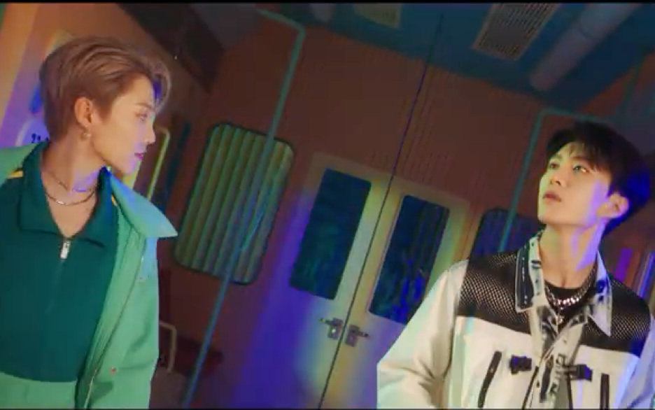 范丞丞刘雨昕新歌首发携手演绎的全新单曲小茗同学角色多变创意无限让