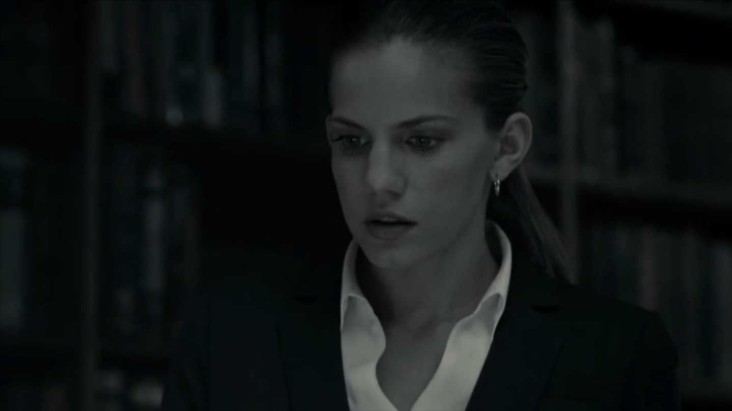 美女警察被变态心理医生杀害