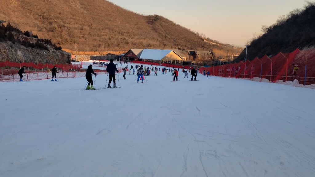 滑雪初体验 北京静之湖滑雪场(2)