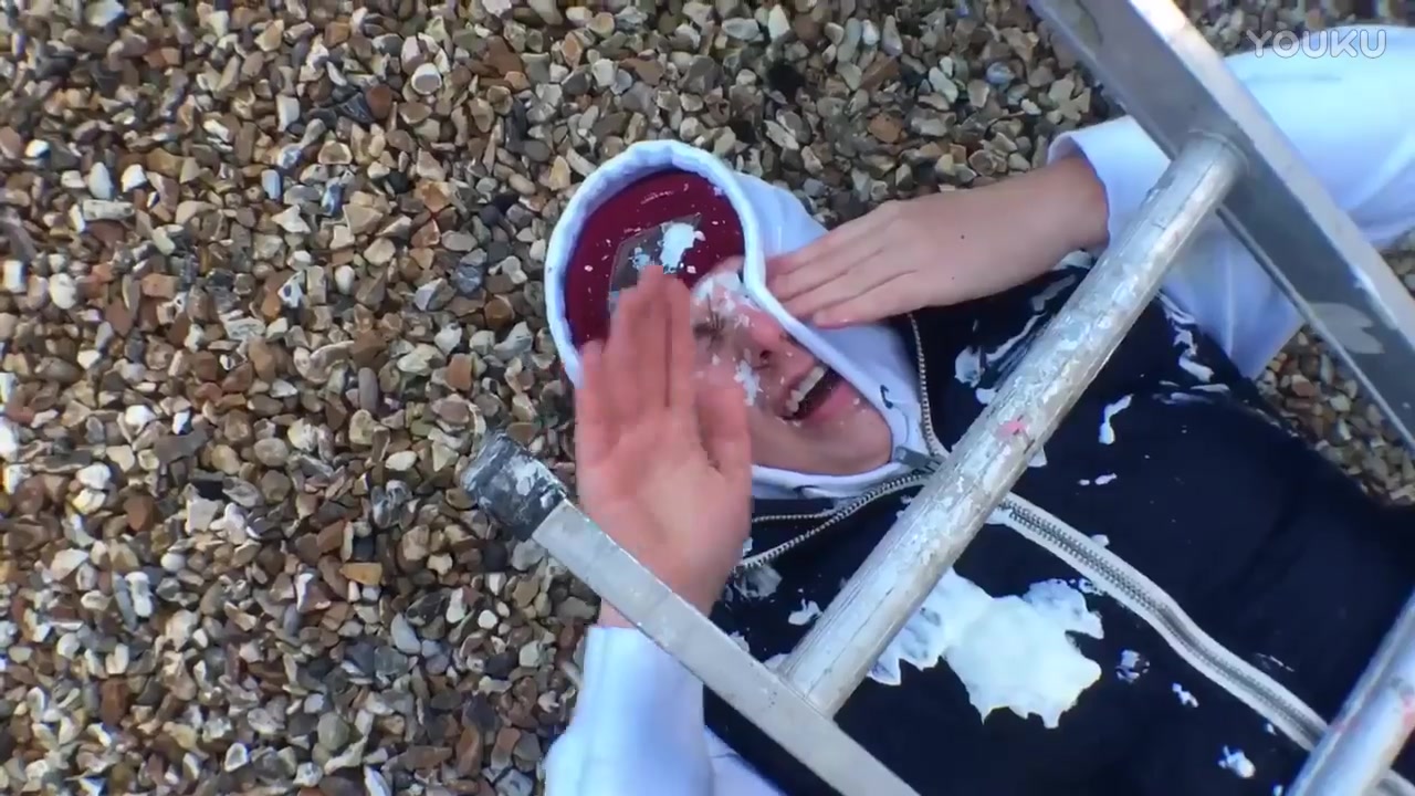 ben的整人计划鸽子屎洗脸超清