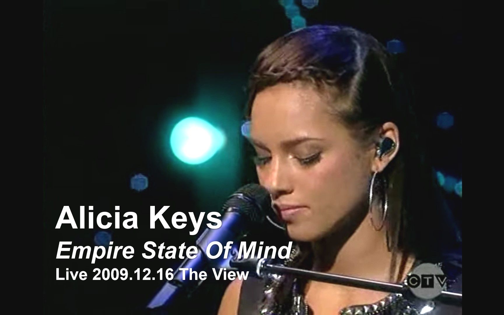 [图]【枪姐弹唱帝国之心】Alicia Keys - Empire State of Mind (Part 2) (Live 2009.12.16 The View)