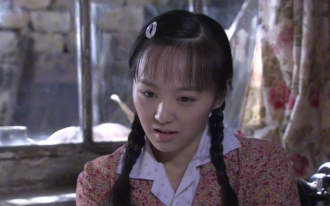 淘金谷:凤芹喜欢新来的淘金工,不料跟姐姐说名字,她脸色却变了