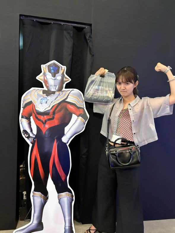 特利迦奥特曼女主豊田ルナ近日写真