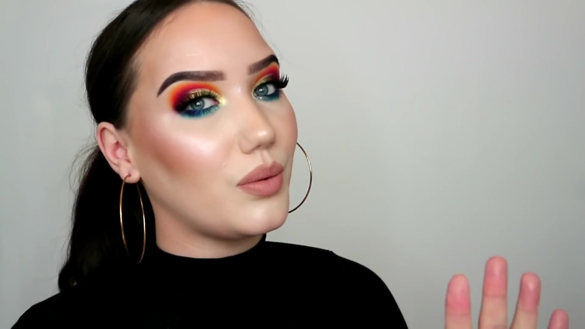 abh新盘norvinapropigmentpalettevolume2swatchesreviewandtutorial