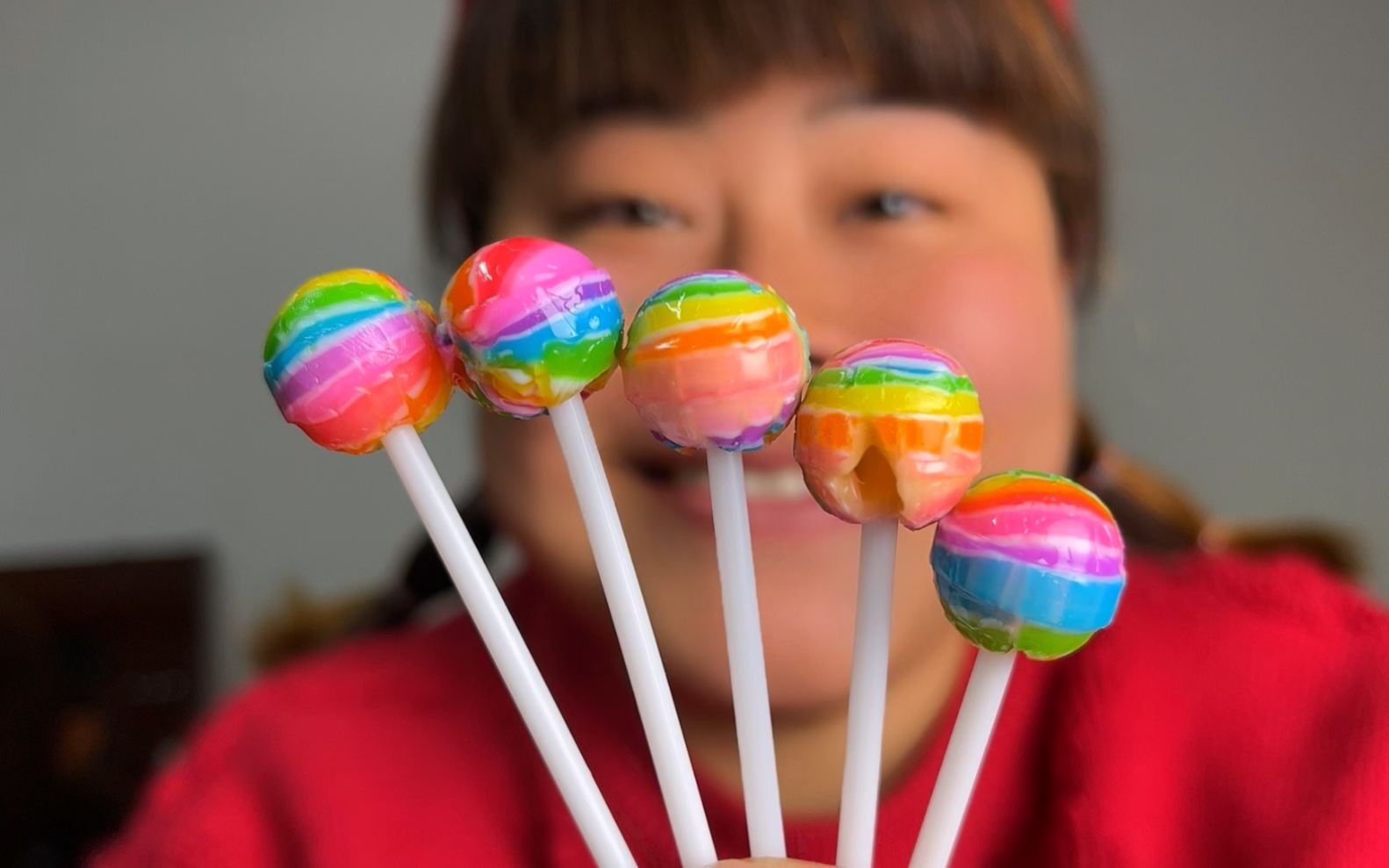 迷你彩色棒棒糖