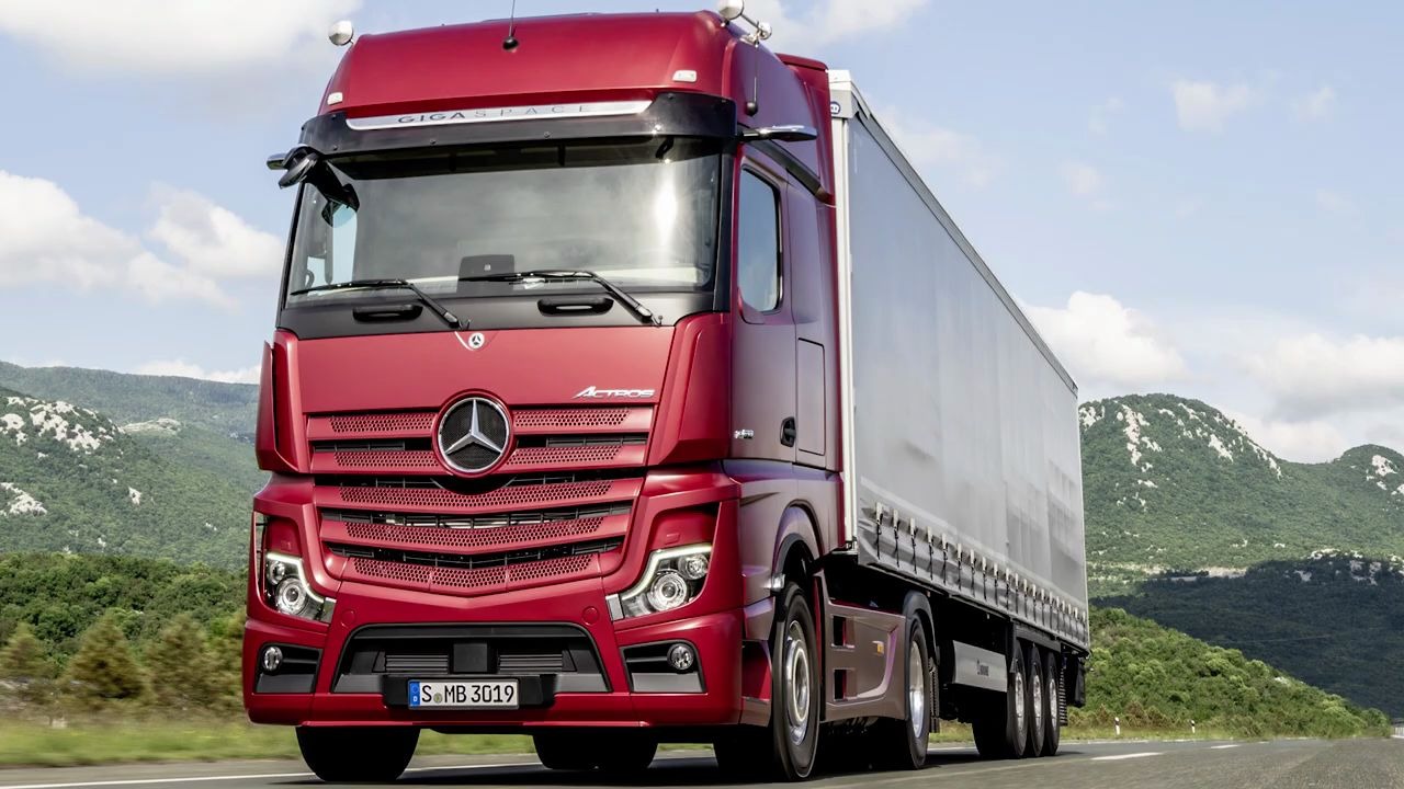全新奔驰卡车 actros 1863,看完想要搞一辆货车了.哈哈哈