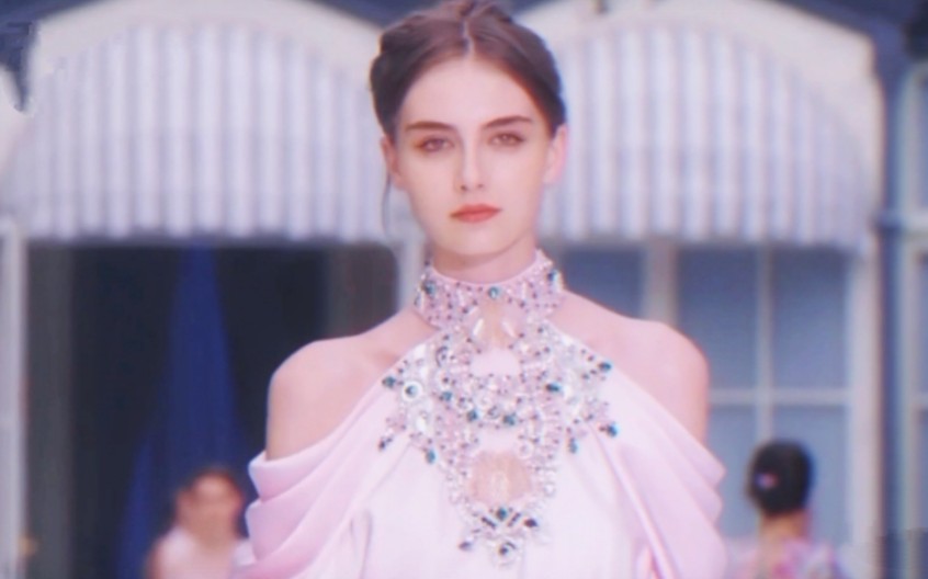 [图]总有一件是你的梦中情裙！这个牌子太仙了【Ralph&Russo】