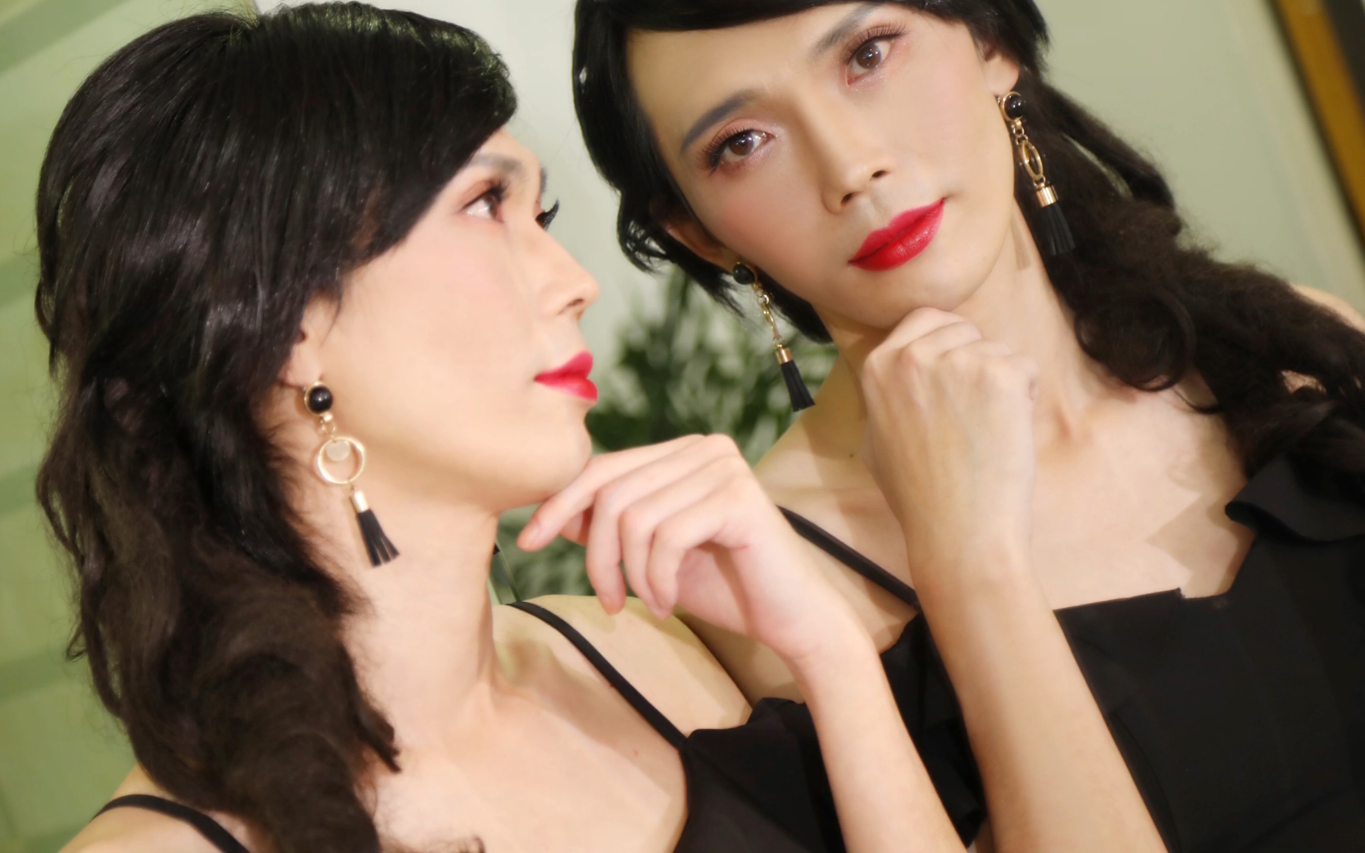 【虎牙蓝胖子】黑天鹅月下绅士拍摄花絮,双十一开启写真预售!