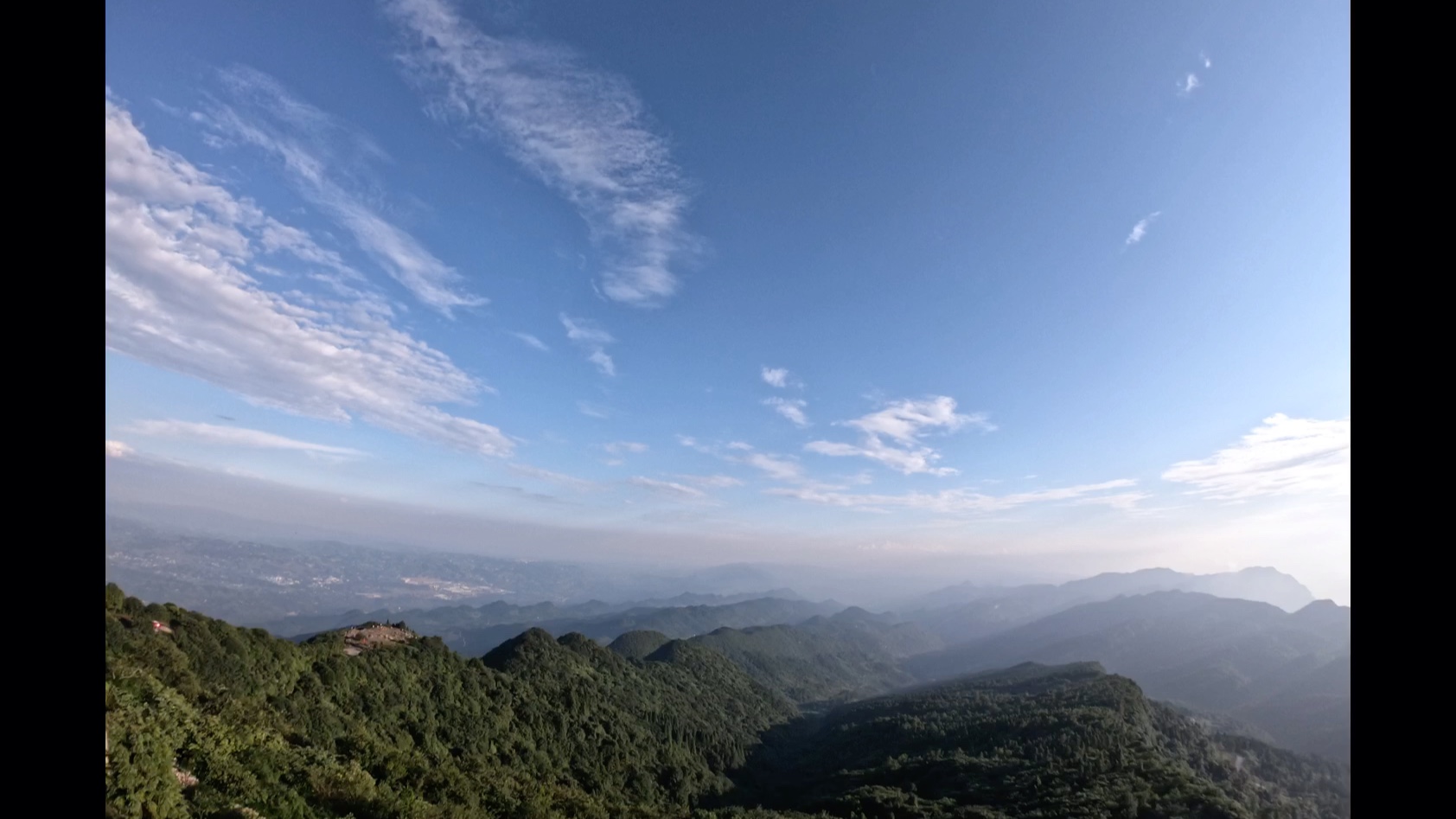 华蓥山,海拔1700米的高登古刹,和1500米的宝鼎山哔哩哔哩bilibili