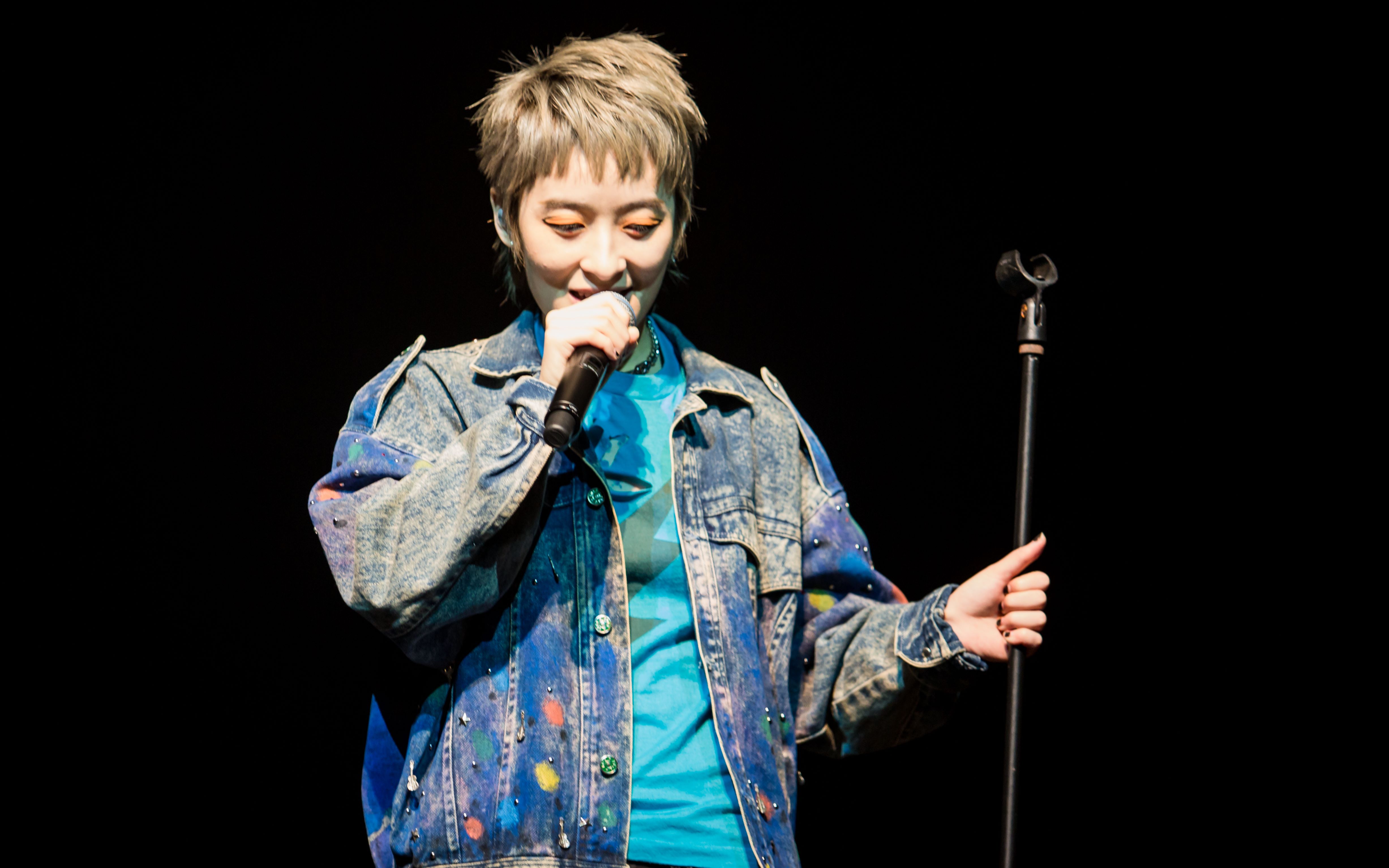 【多么温柔浪漫的人啊,我们等你回来】