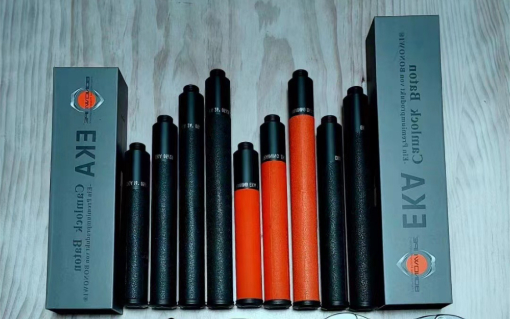 德国eka甩棍暴力测试世界甩棍中排名第一的德国eka警用重型机械棍16寸