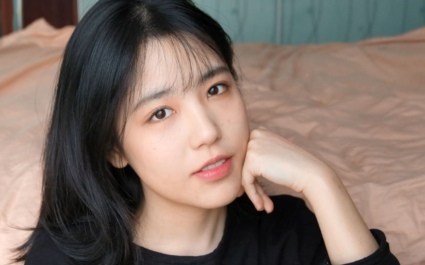 居家淡妆分享丨学生党初恋感清淡日常妆丨居家肥宅改头换面