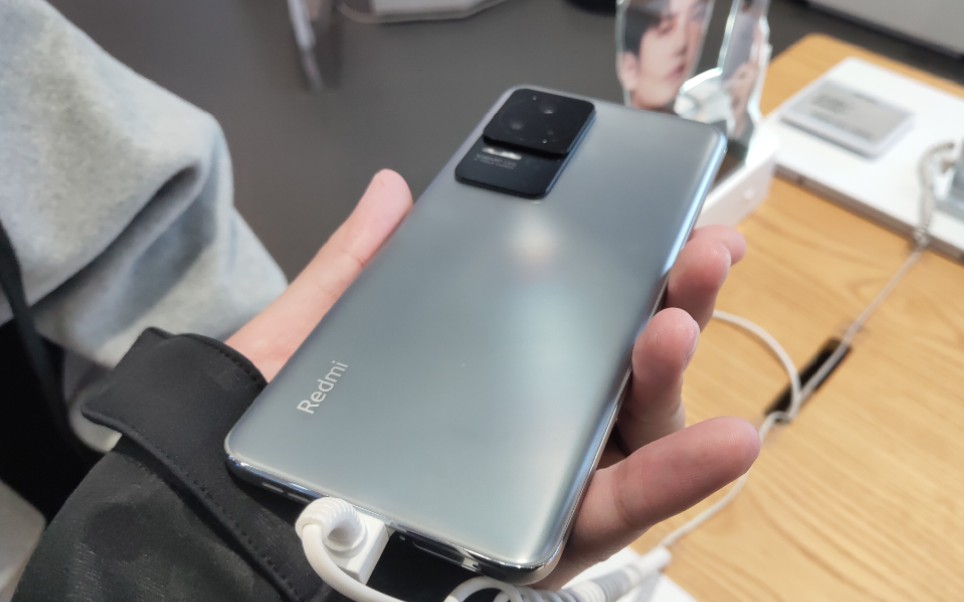 redmi k50 pro银迹配色实机上手外观展示