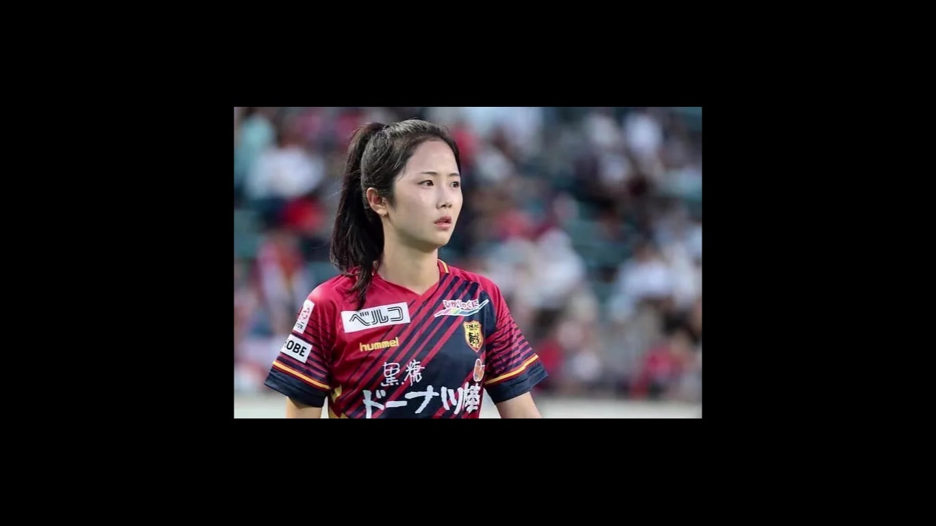 韩国美女足球运动员 李玟娥 爱的双重魔力