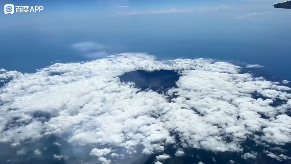 乘坐南京至上海的g7041次列车(crh2c二阶段)2车厢08f座,在飞机上
