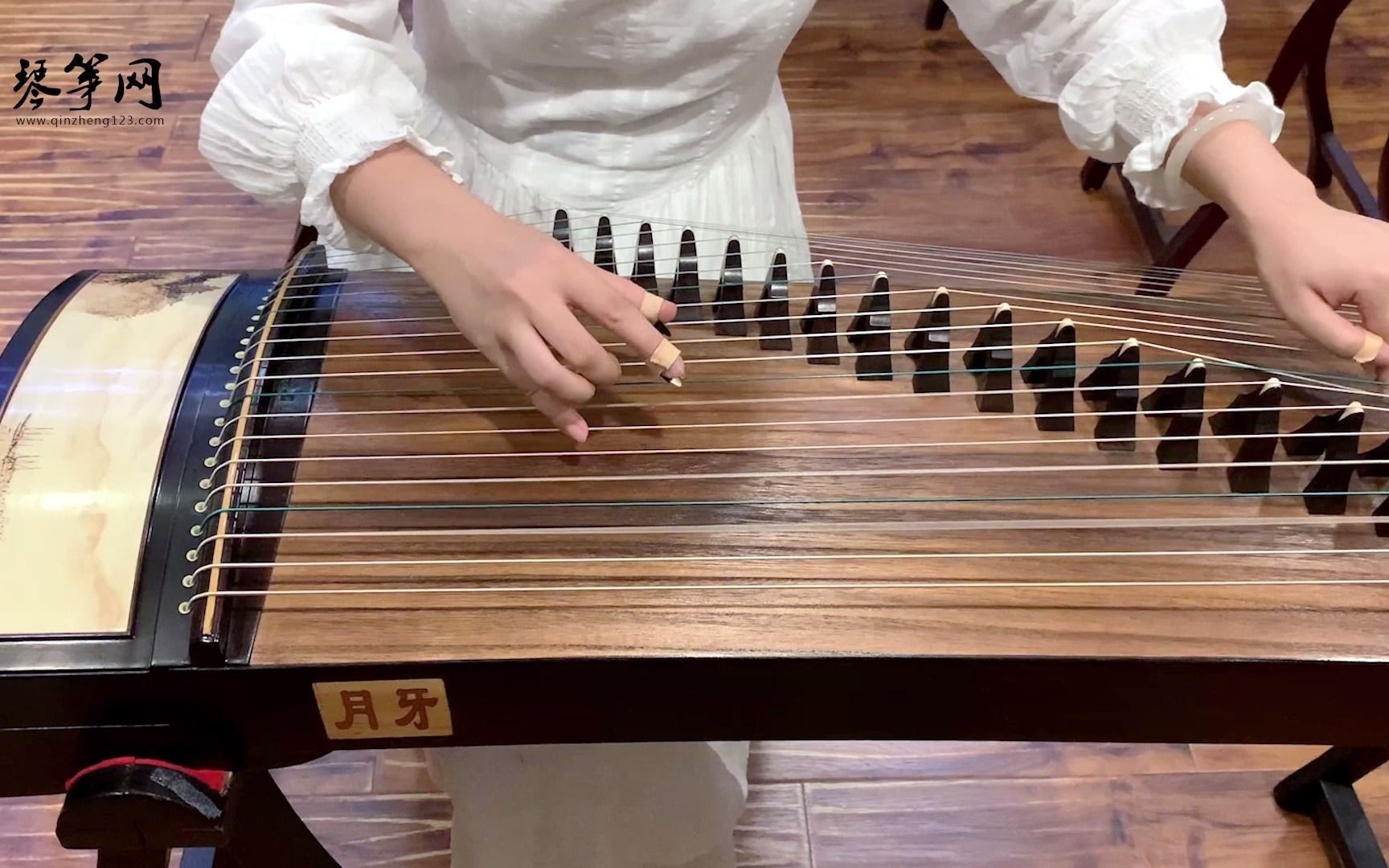 古筝《kiss the rain》治愈雨声 古筝弹奏,视觉冲击绝美意境!