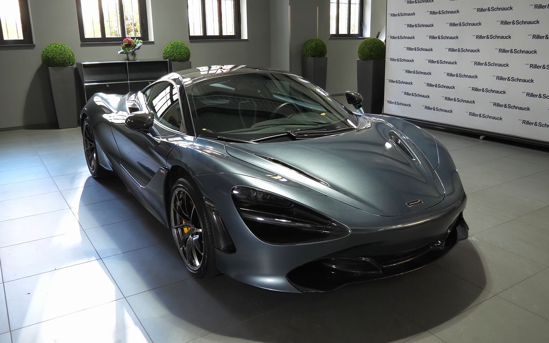 2021款迈凯伦720s coupe