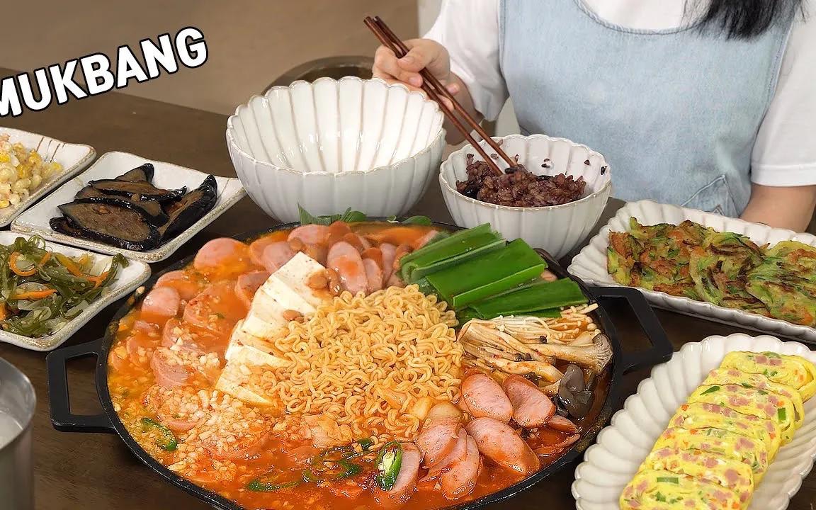 [图]【Bokyoung】嫩豆腐香肠拉面部队锅&虾仁西葫芦煎饼&炒海菜&酱茄子