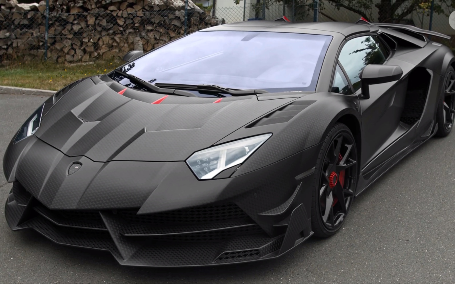 整车碳纤维,全球仅此一辆,兰博基尼aventador carbonado evo黑钻!