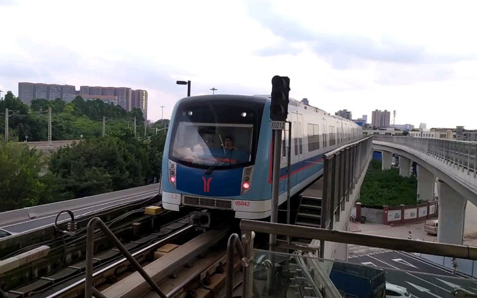 广州地铁L2型列车图片