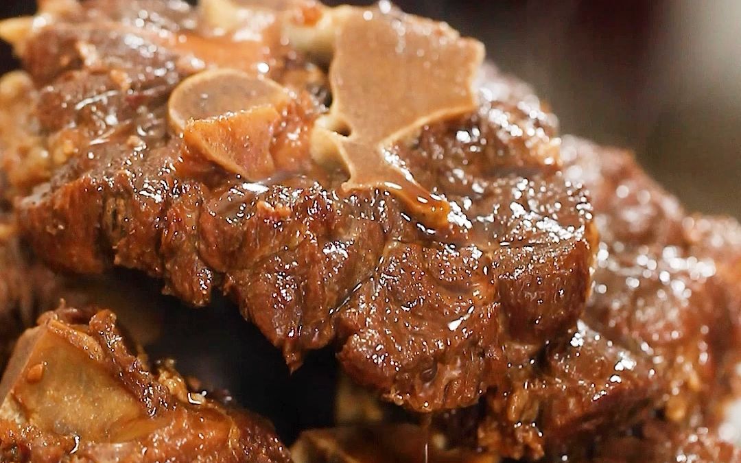 巨香这谁不爱吃呀比小龙虾更配夏天的辣卤牛骨