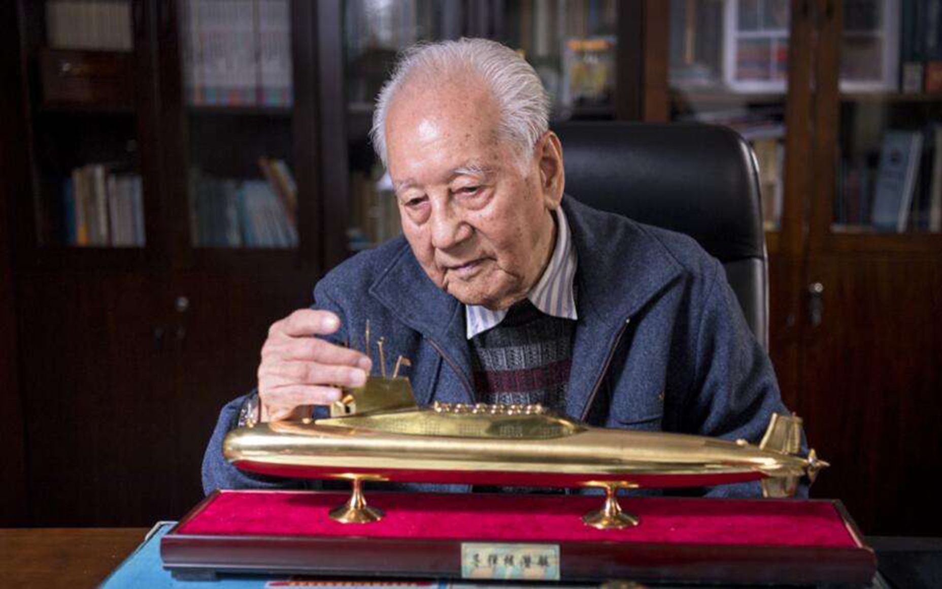 我是一只小鞭炮