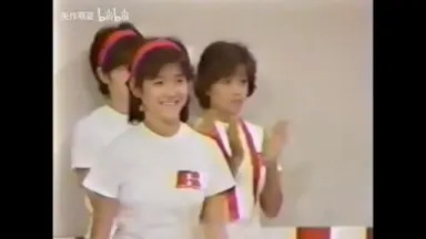 セブンティーン85●岡田有希子(2P)/チェッカーズ//坂上忍/桃子/伊藤麻衣子 新規購入 セブンティーン85○岡田有希子(2P)/チェッカーズ//坂上