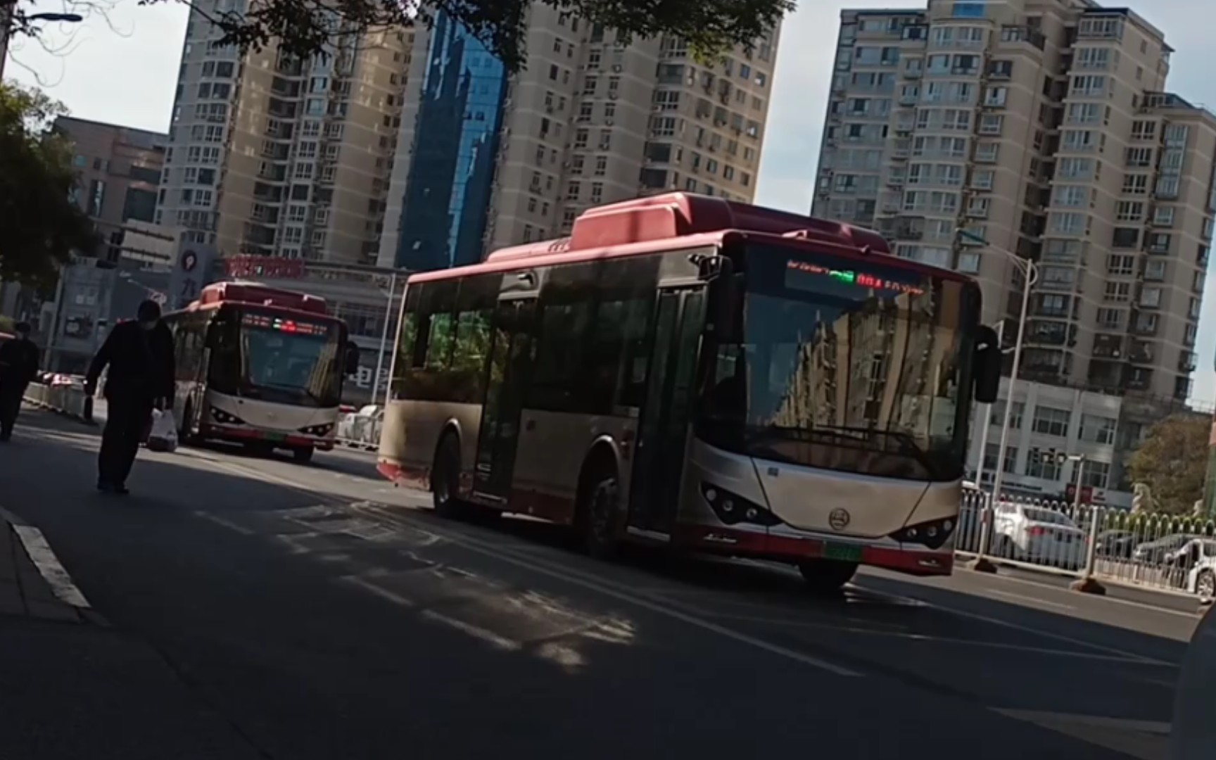 天津公交804出站十字街