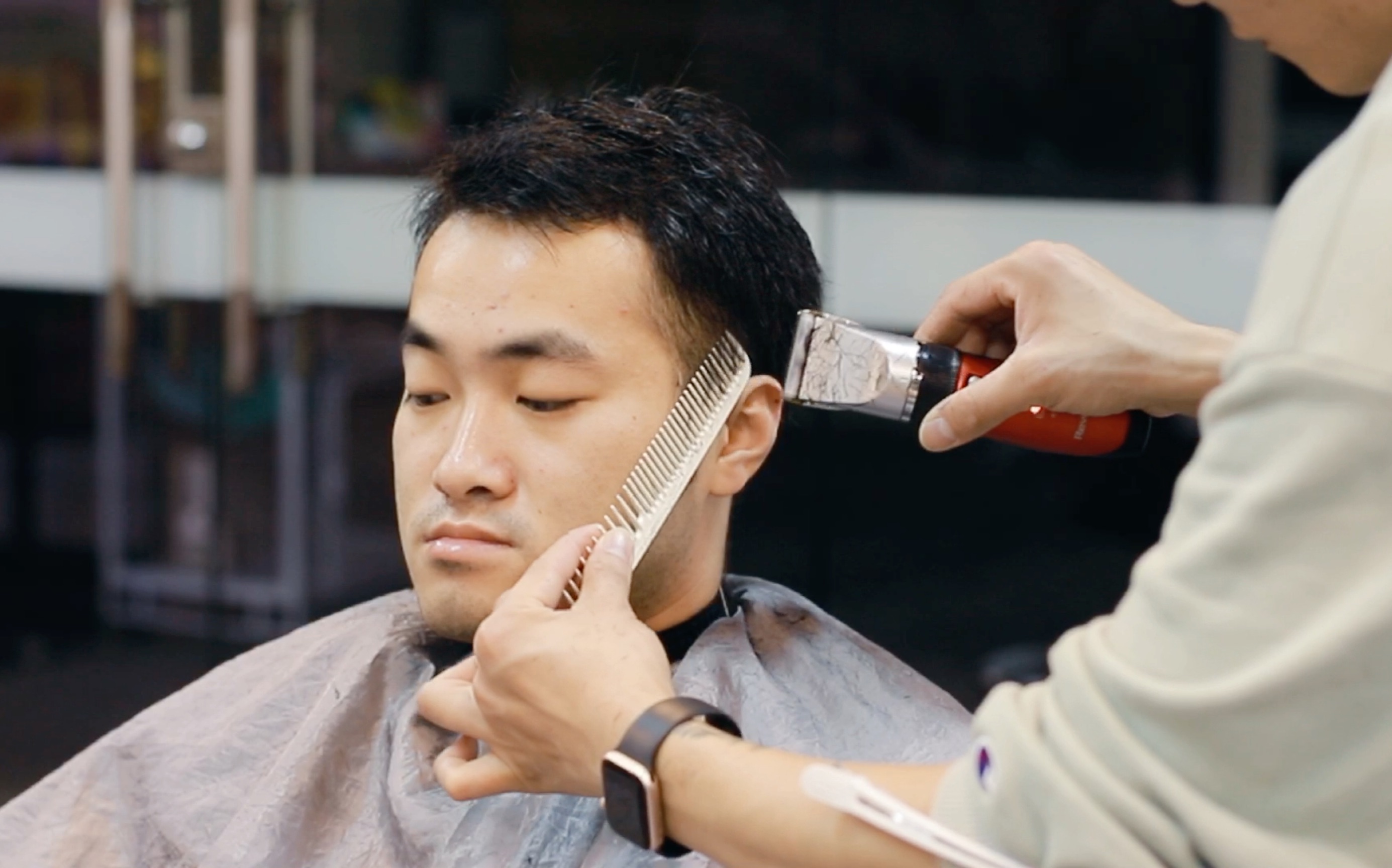 《治愈系》男生剪发 造型  享受剪发的过程