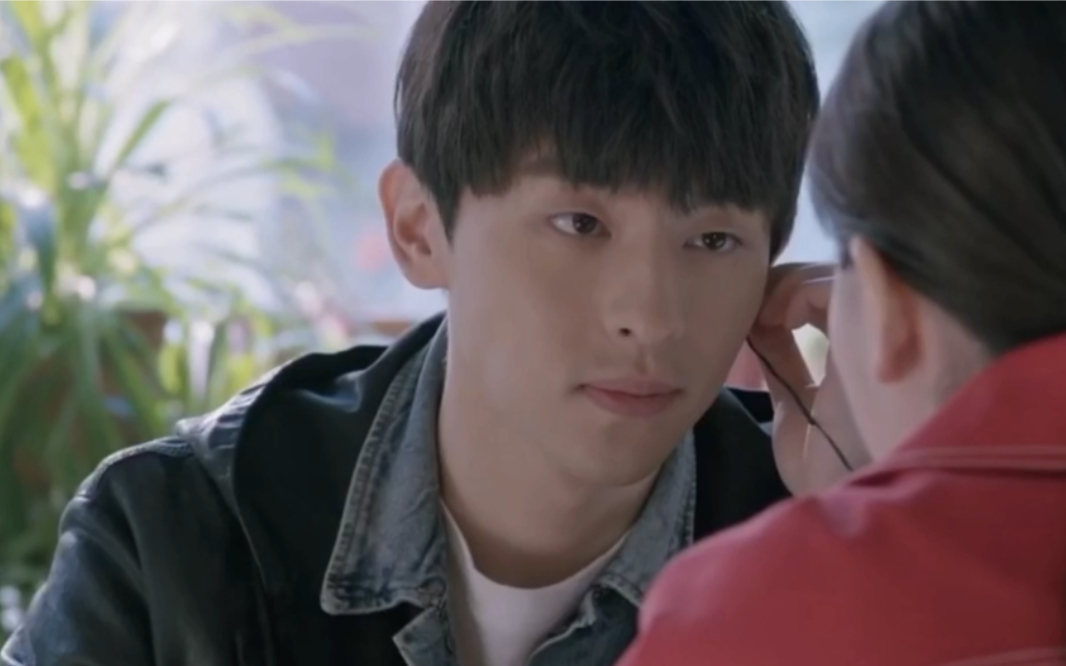 邓伦欢乐颂谢童cut5