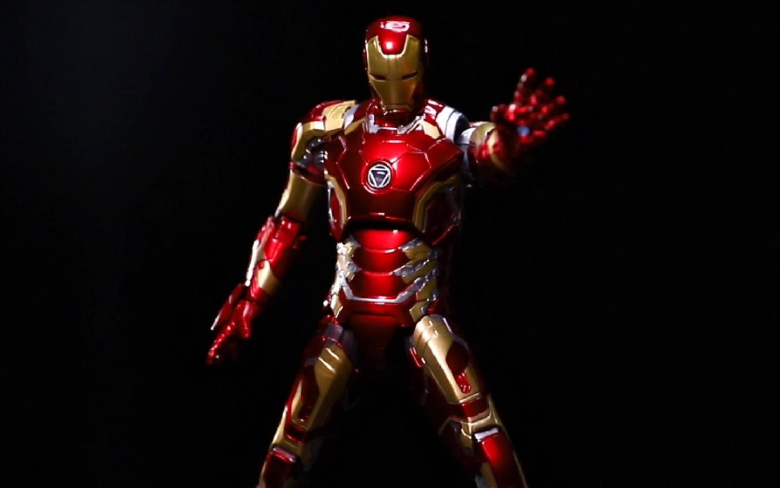 一百三十块的中动mk43钢铁侠开箱