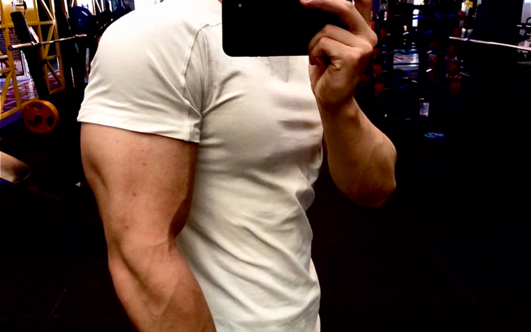 如何练就粗壮的手臂?七个动作 撑爆你的衣袖