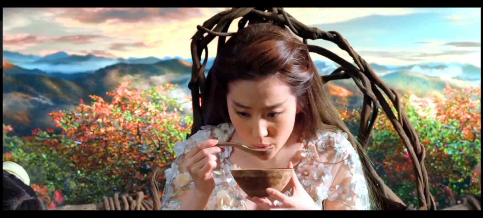 影版剧版《三生三世十里桃花》夜华秀厨艺对比
