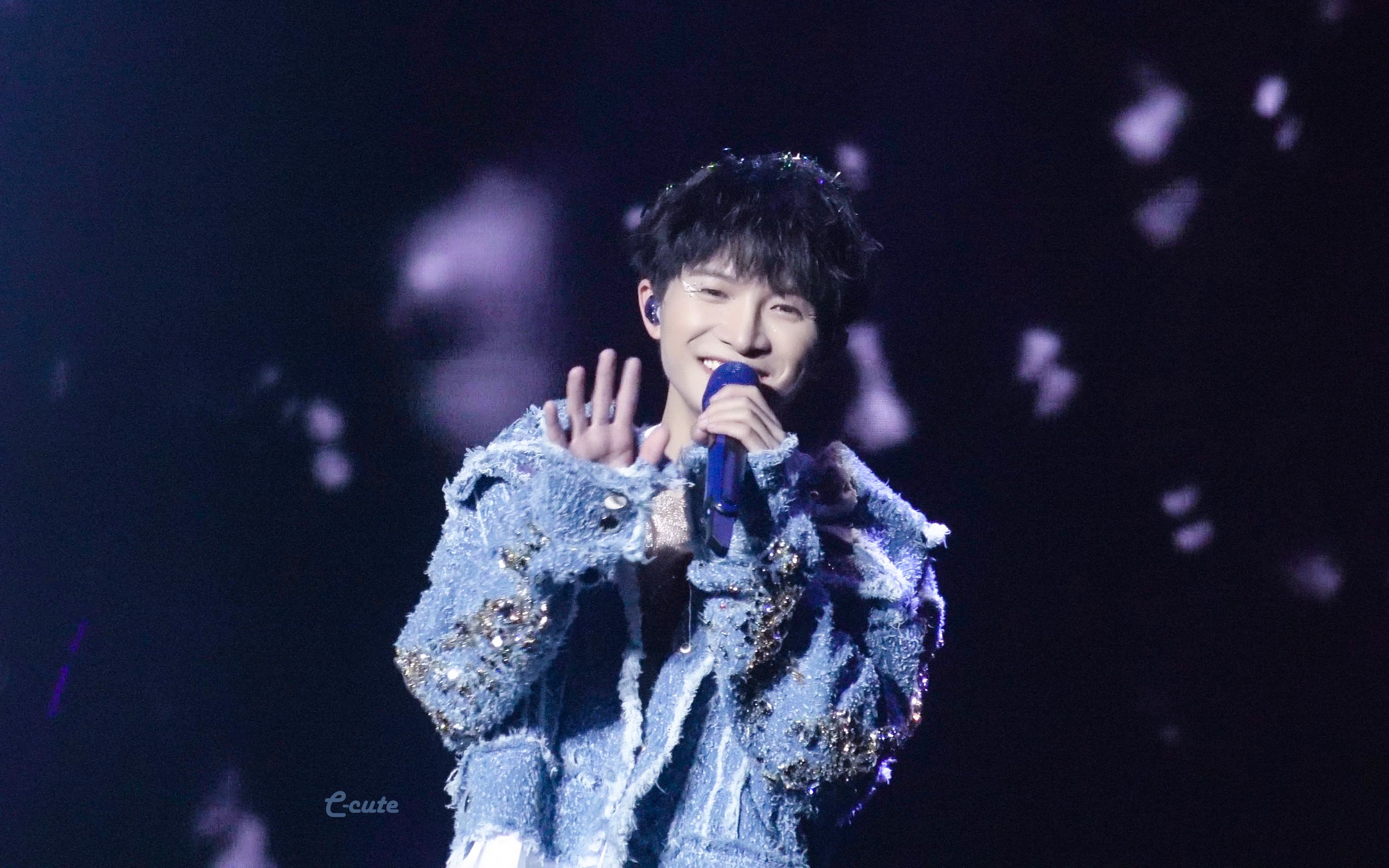 周深卡布191221周深c929上海演唱会片段合集