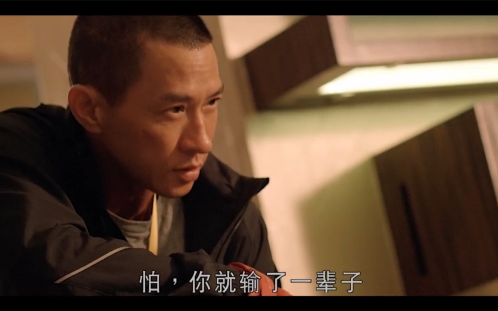 自律的人到底有多可怕人活在世上就不能怕怕就输一辈子