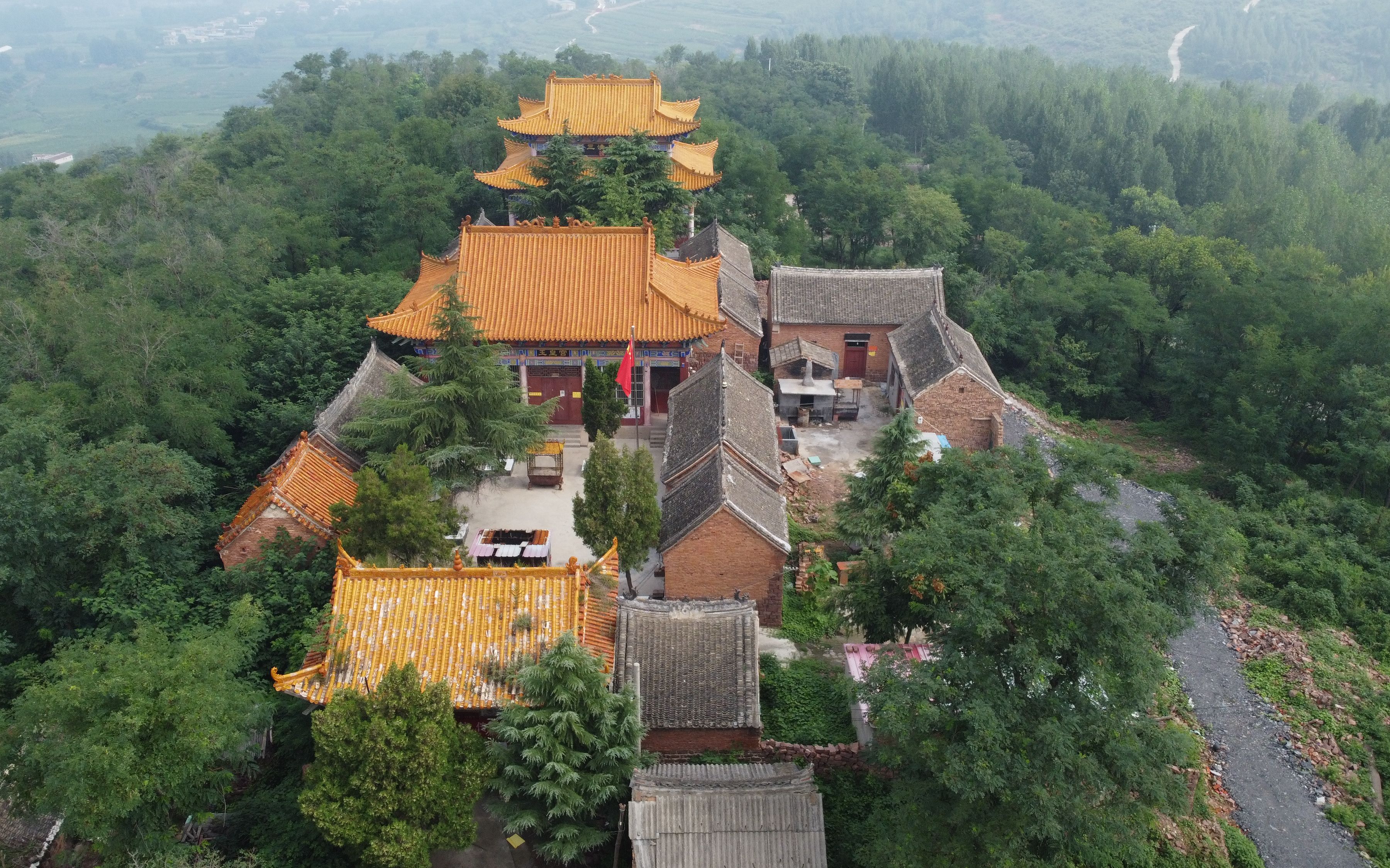 襄城县龟山曾经的美丽传说,如今的红色教育基地