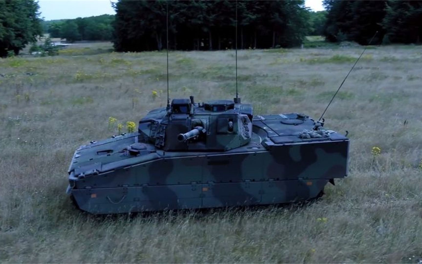 荷兰陆军cv9035nl步兵战车